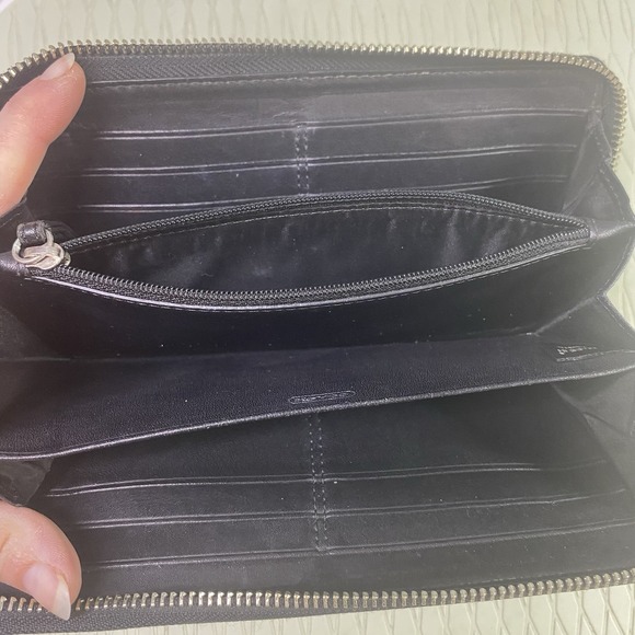 COACH Jet Black Womens‎ ZipAround Wallet Clutch 4.5x7.5 EUC